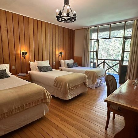 Mitico Puelo Lodge Las Gualas Exterior photo