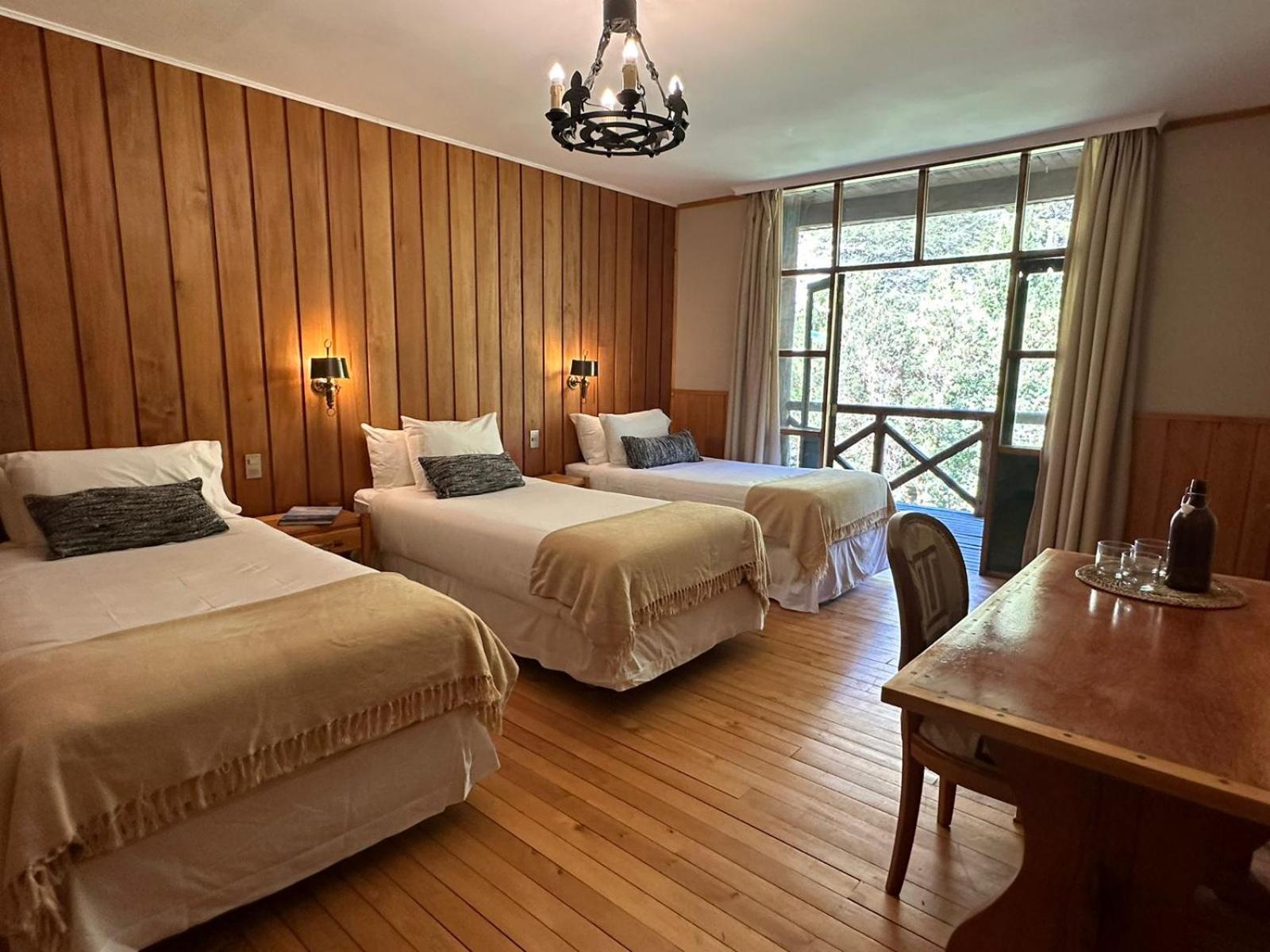 Mitico Puelo Lodge Las Gualas Exterior photo
