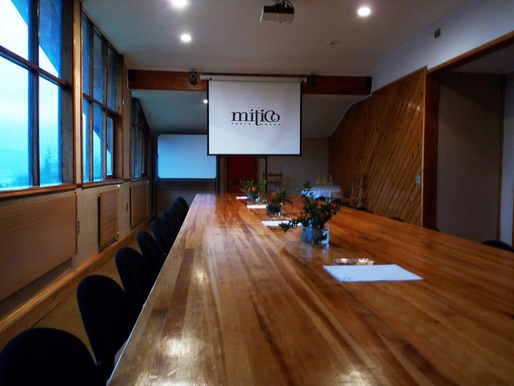 Mitico Puelo Lodge Las Gualas Exterior photo