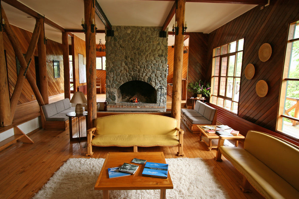 Mitico Puelo Lodge Las Gualas Exterior photo